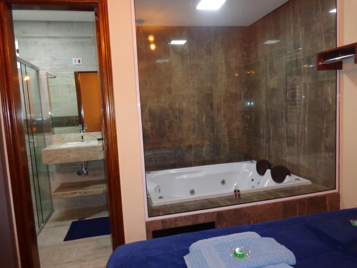Monte Suítes Com Hidromassagem Dupla Quarto em Acomodações Particulares *