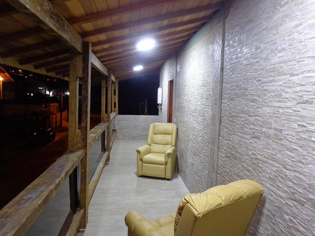Quarto em Acomodações Particulares Monte Suítes Com Hidromassagem Dupla