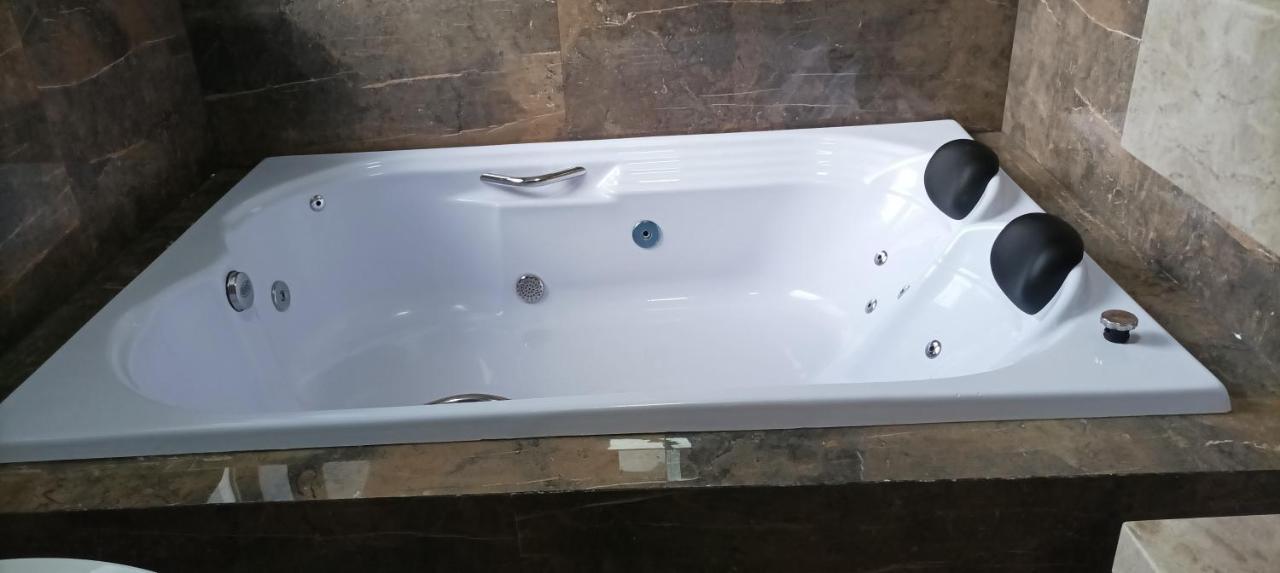Monte Suítes Com Hidromassagem Dupla Quarto em Acomodações Particulares *
